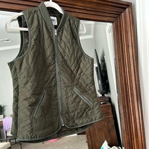 Old Navy olive green vest, like new, size small